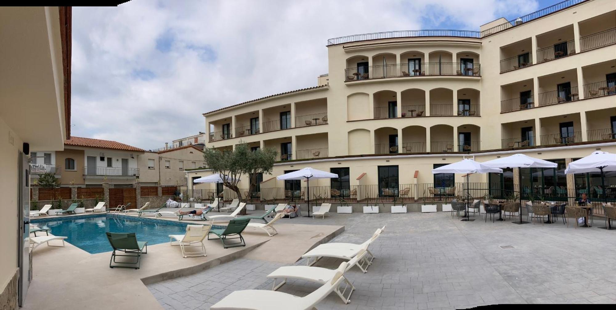 Hotel Coral Boutique By Gaiarooms L'Estartit Exterior foto